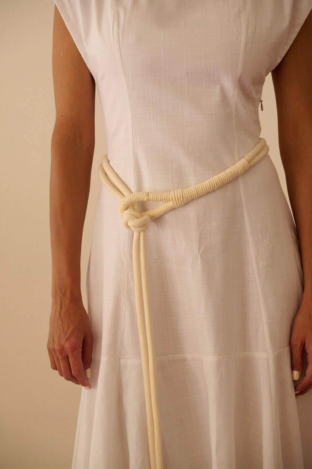 VESTIDO CARIATIDE
